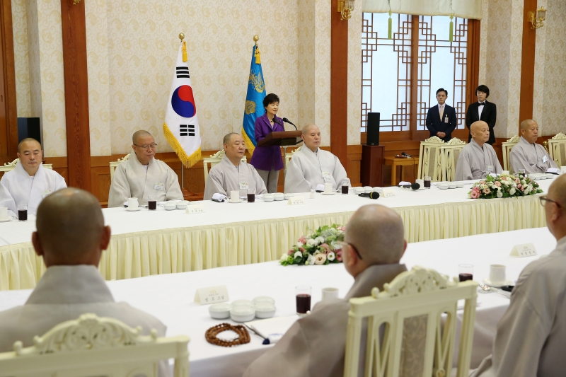 2013.07.25_청와대 초청 불교 지도자 오찬 (1)